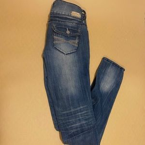 Almost Famous High-Rise Skinny Jeans